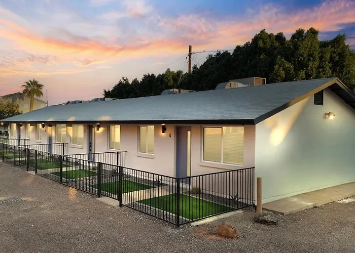 Arcadia Lite Unit 3 Near Old Town