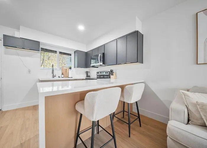 Arcadia Lite Unit 3 Near Old Town *